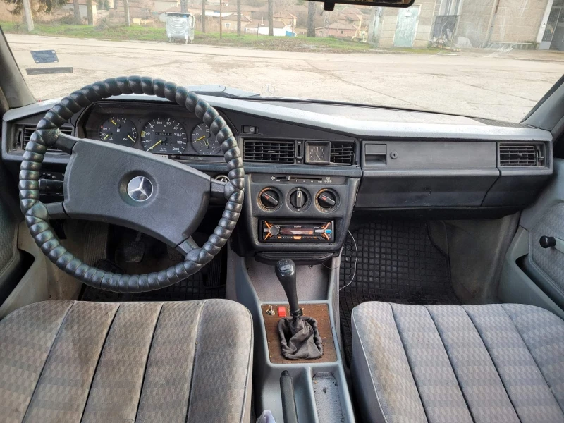 Mercedes-Benz 190, снимка 8 - Автомобили и джипове - 52840208