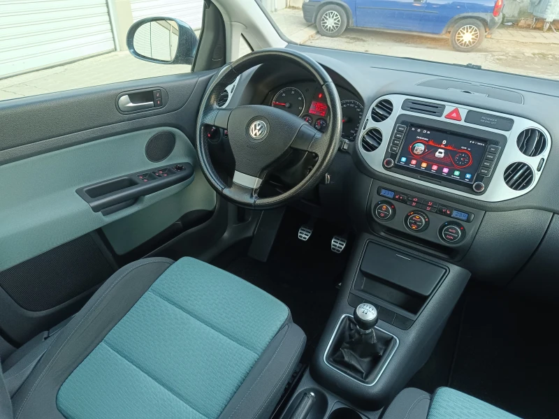 VW Golf Plus CROSS 1.9TDI 105к.с., снимка 7 - Автомобили и джипове - 52851519