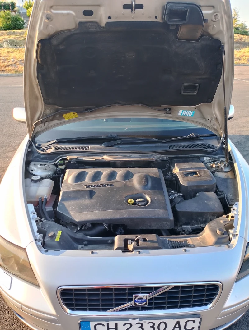 Volvo S40, снимка 12 - Автомобили и джипове - 53236761