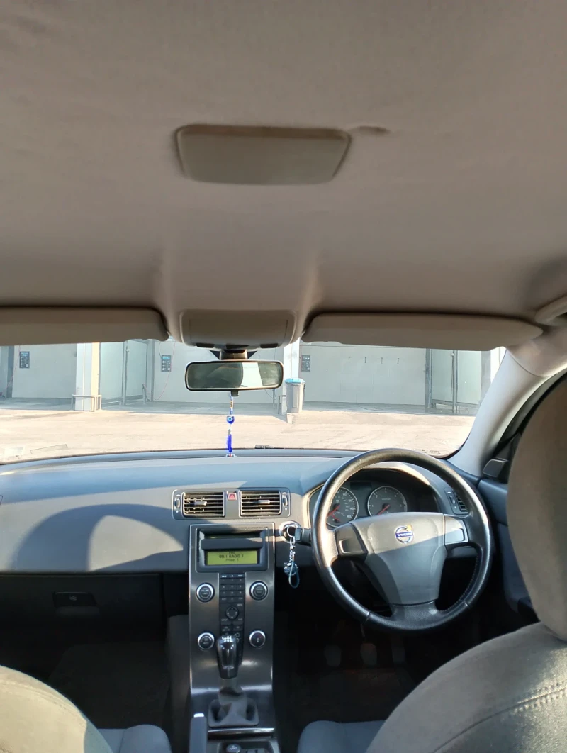 Volvo S40, снимка 8 - Автомобили и джипове - 53236761