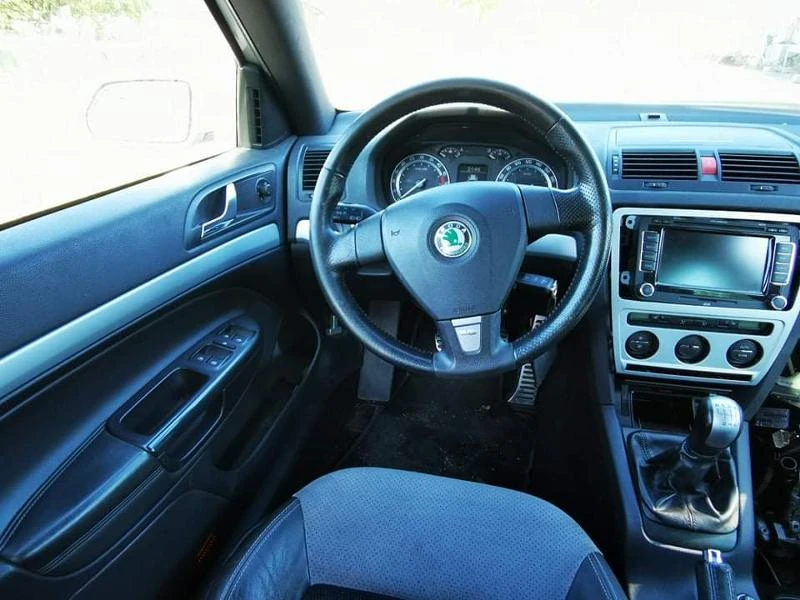 Skoda Octavia vRS 2.0TDI, 170к.с., снимка 5 - Автомобили и джипове - 47139484