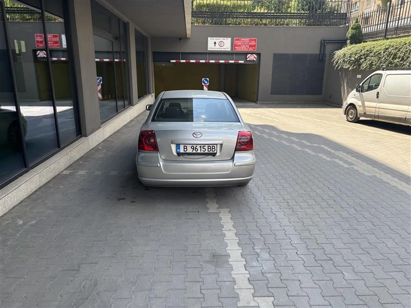 Toyota Avensis, снимка 2 - Автомобили и джипове - 55664001