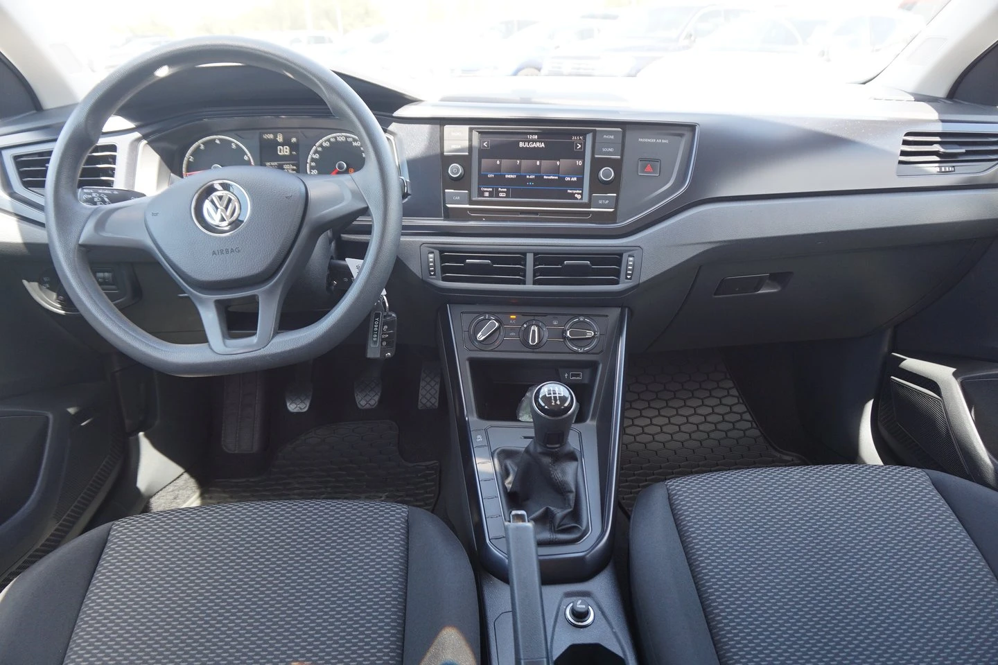 VW Polo Trendline 1.0 EVO BMT - изображение 5