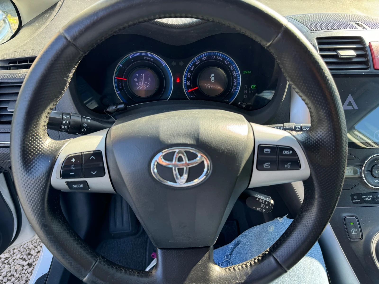 Toyota Auris Камери 360-Navi-1.8i hybrid 99hp-5.2012г-170500км - изображение 7