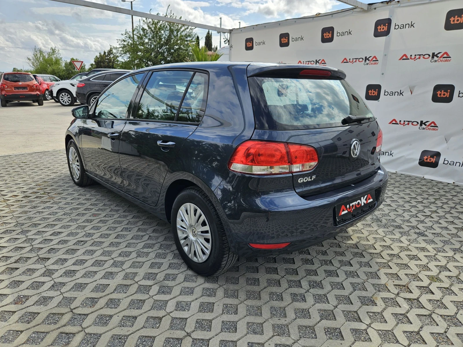 VW Golf 1.6i-102кс= 138.000км= КЛИМАТРОНИК= EURO 5A - изображение 5