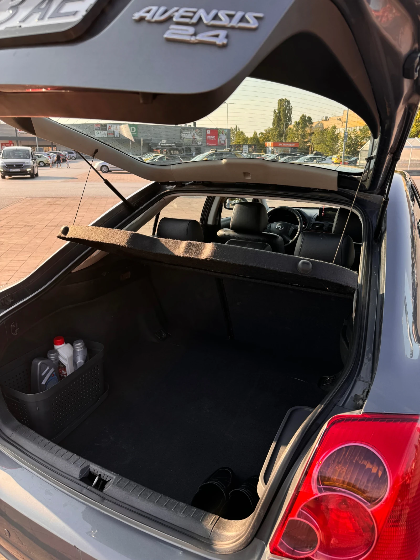 Toyota Avensis  - изображение 4
