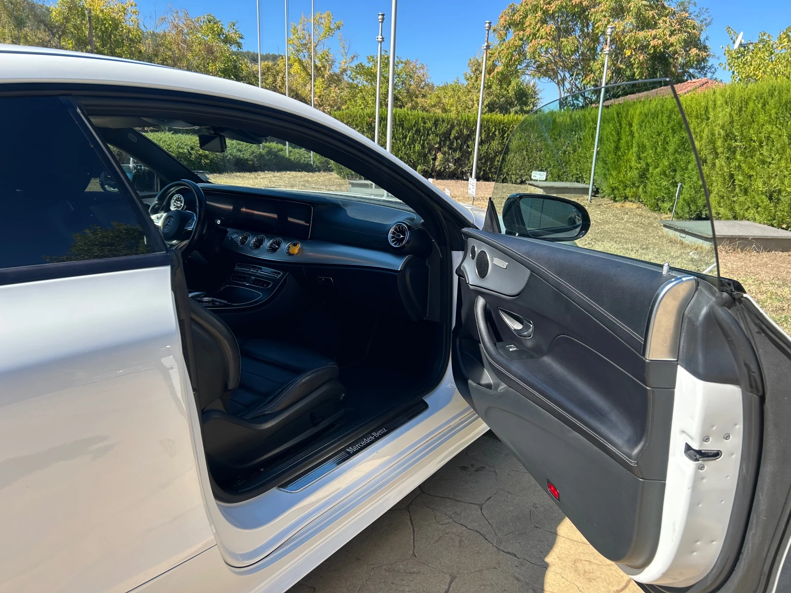 Mercedes-Benz E 220  - изображение 8