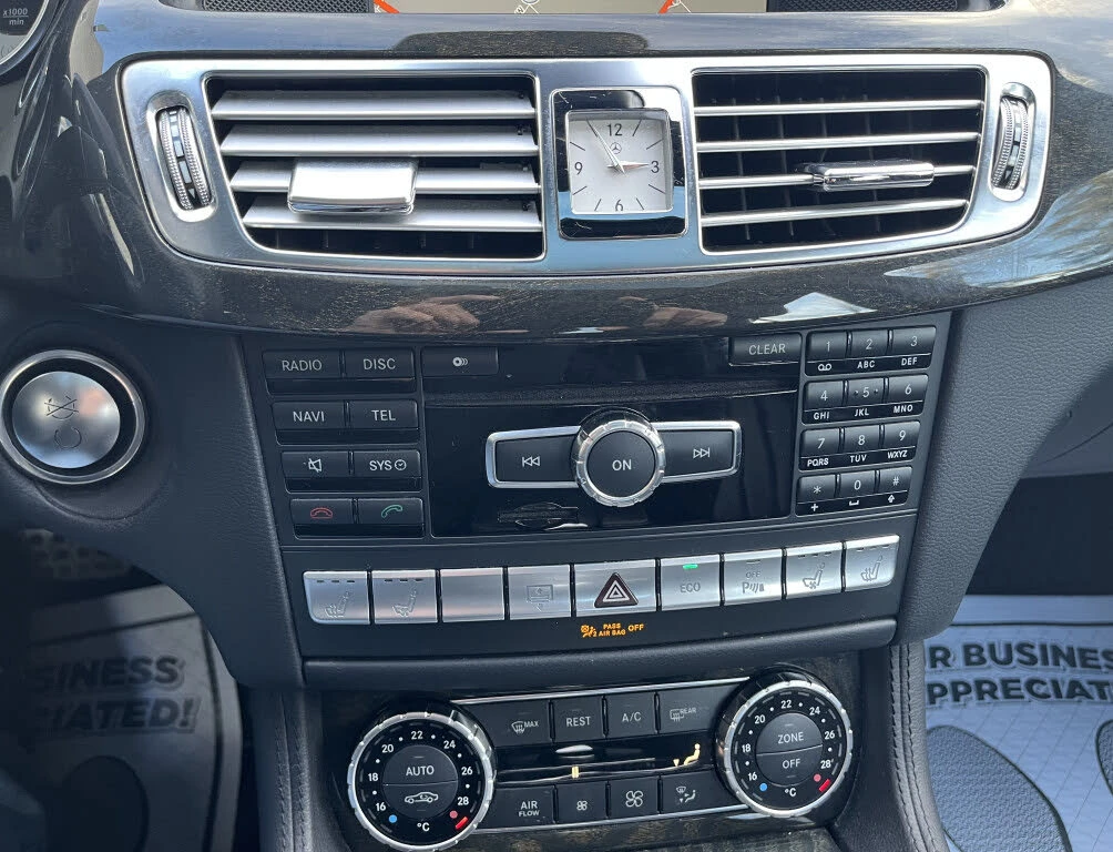 Mercedes-Benz CLS 550 HARMAN&KARDON* МАСАЖ* ПОДГРЕВ* ОБДУХВАНЕ* ШИБИДАХ - изображение 9