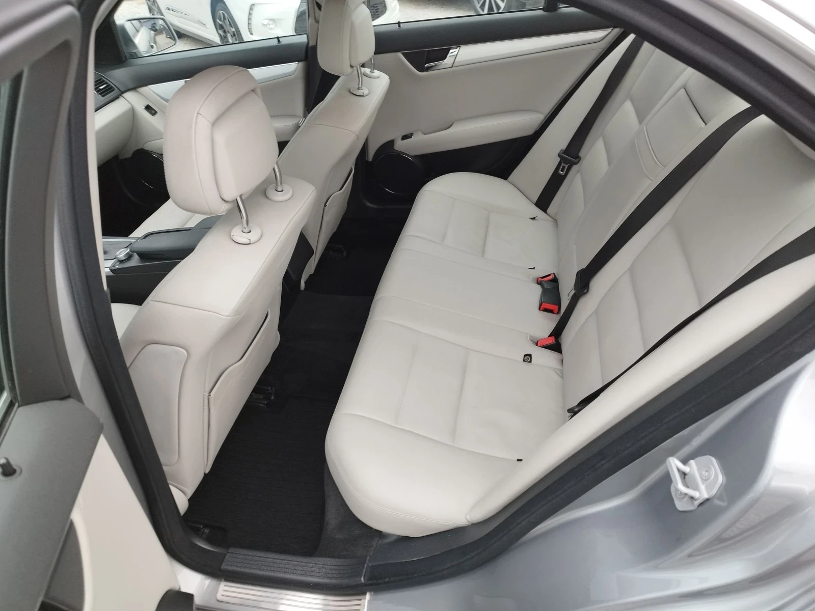 Mercedes-Benz C 220 CDI -170кс AVANGARDE - изображение 10