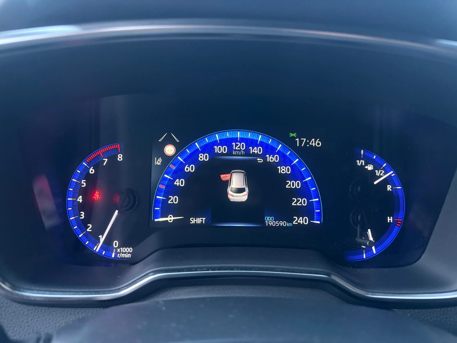 Toyota Corolla EXECUTIVE | Mobile.bg � ����������� 10