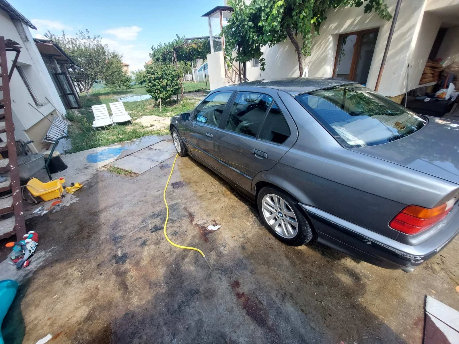 BMW 320  - изображение 7