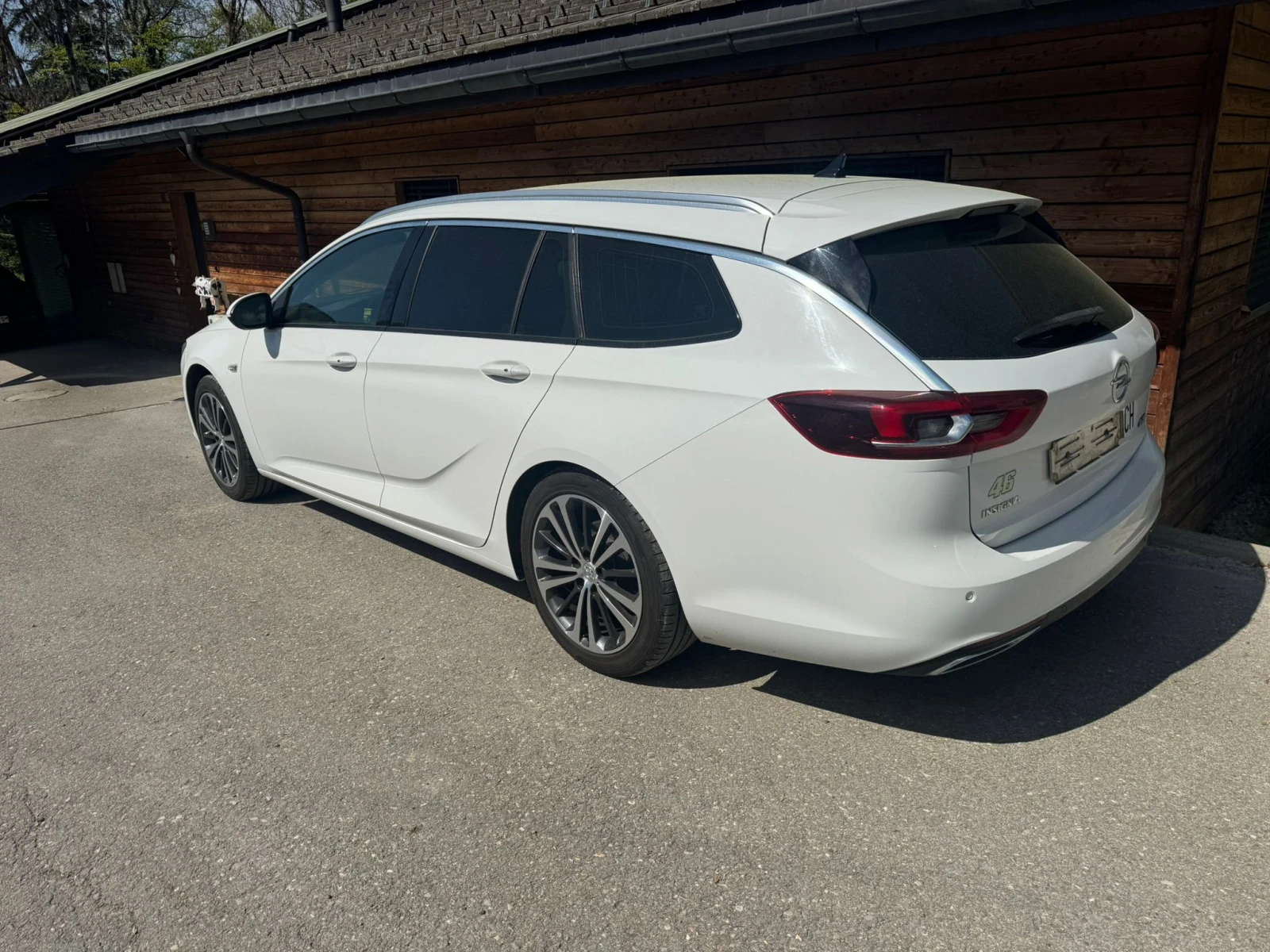 Opel Insignia 1.6 i, EXCLUSIVE , снимка 6 - Автомобили и джипове - 54285040