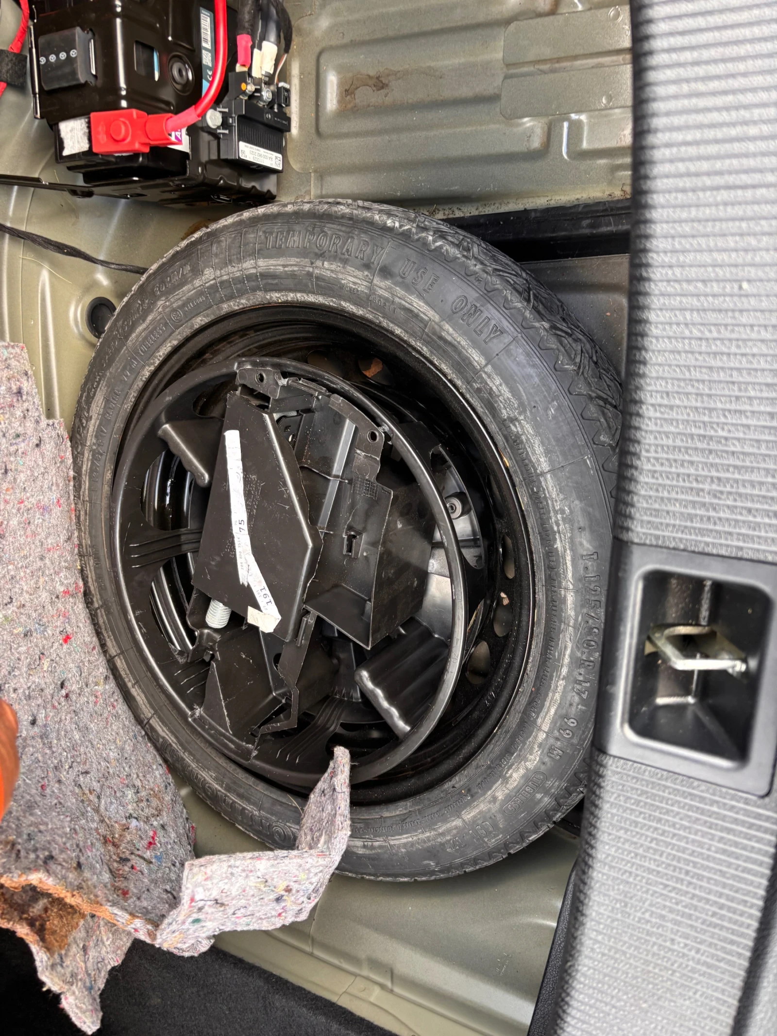 Mercedes-Benz C 350 AMG , снимка 13 - Автомобили и джипове - 54783888