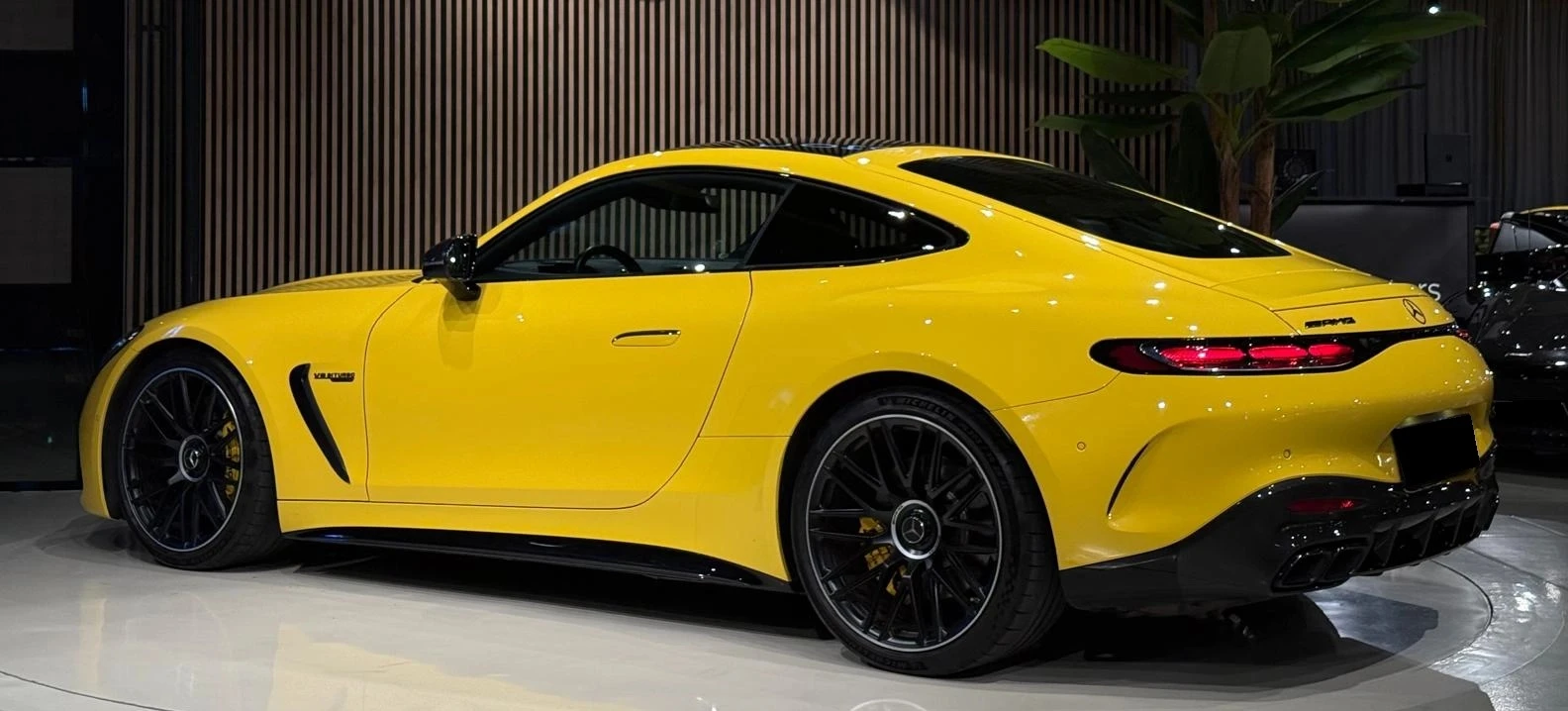 Mercedes-Benz AMG GT 63 V8 4MATIC+ , снимка 6 - Автомобили и джипове - 54914564