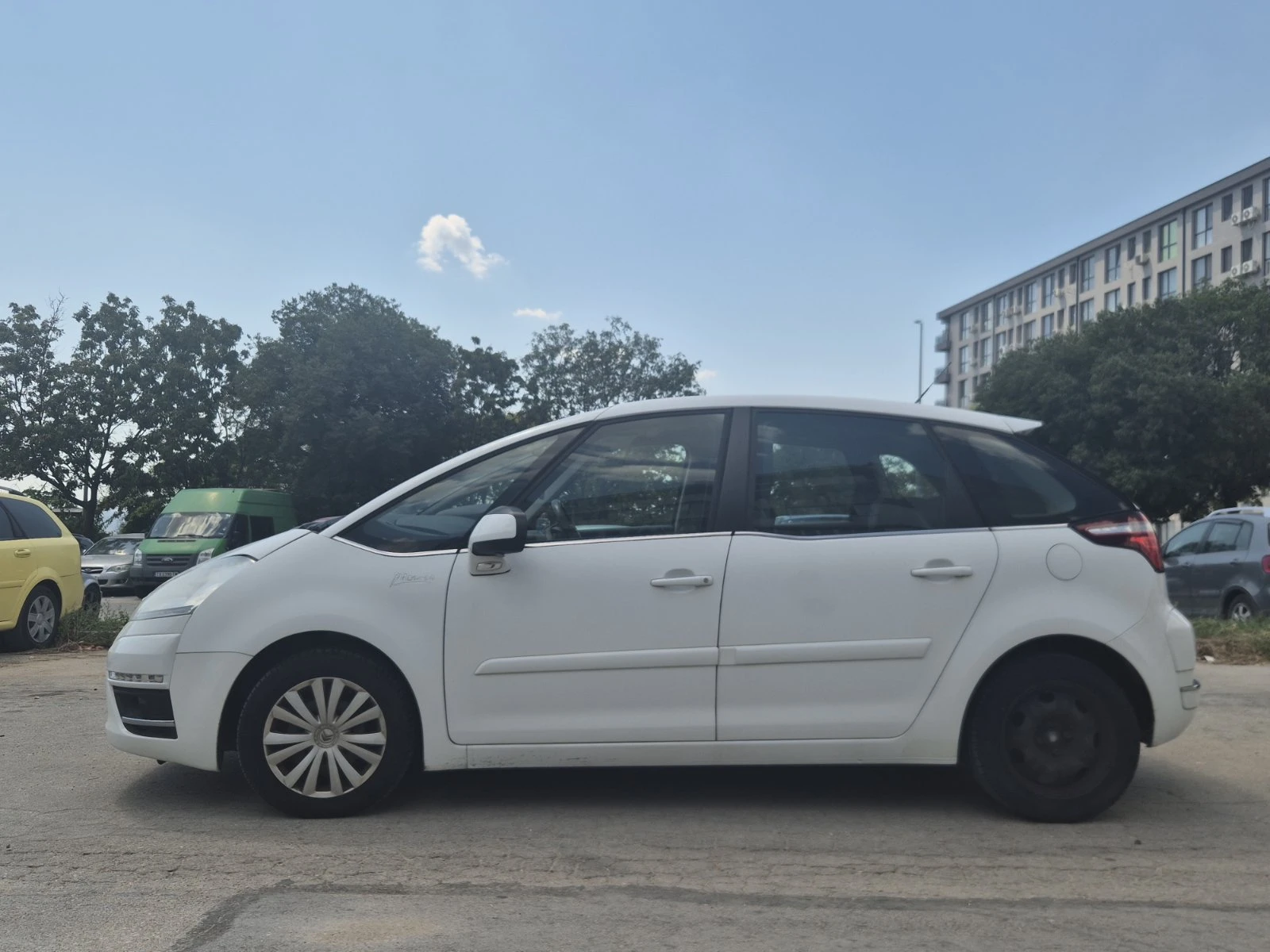 Citroen C4 Picasso 1.6 HDi 112 к.с. | Внос от Германия | Един собстве, снимка 2 - Автомобили и джипове - 55539898