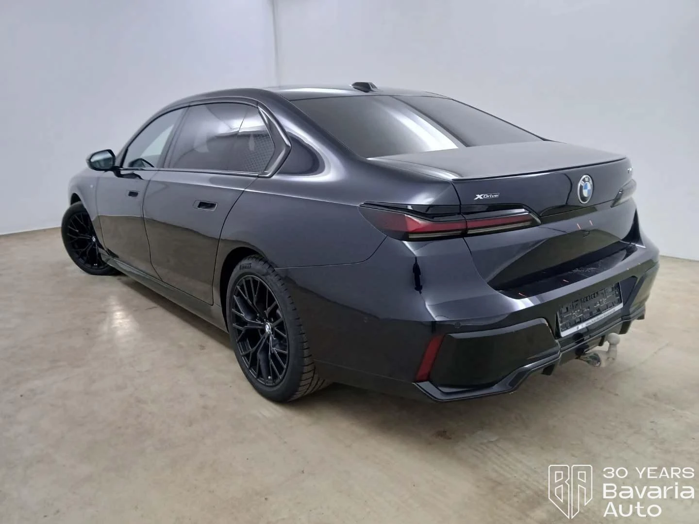 BMW 740 d xDrive M Sport Paket Sportautomatic, снимка 2 - Автомобили и джипове - 55662711