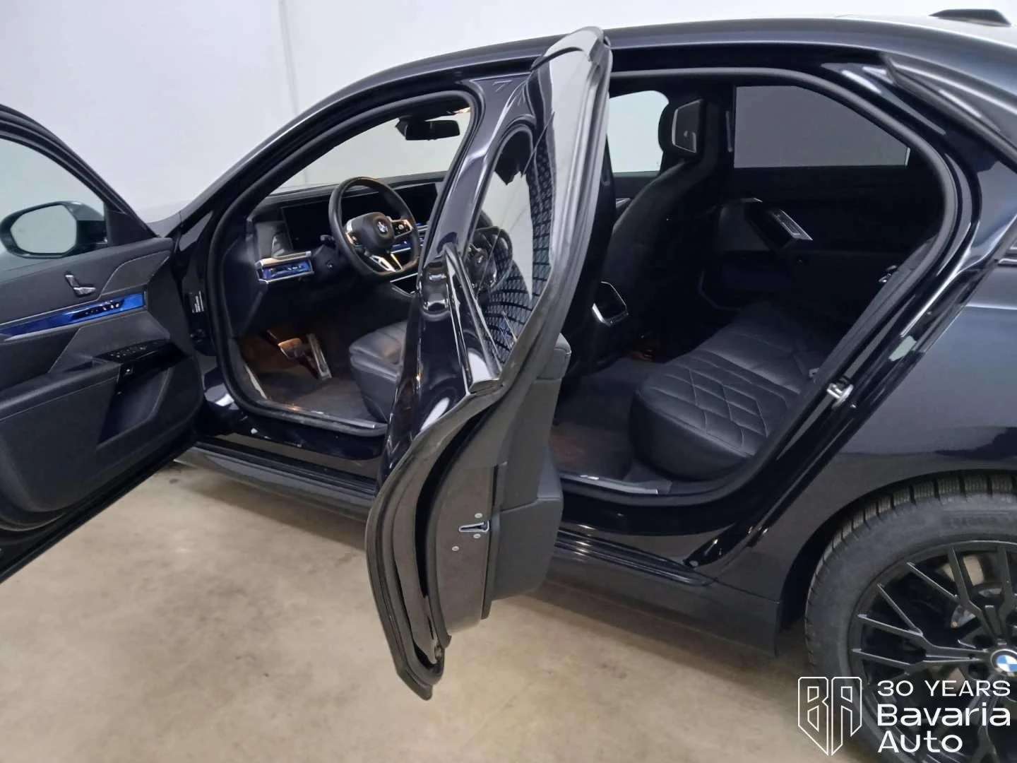 BMW 740 d xDrive M Sport Paket Sportautomatic, снимка 5 - Автомобили и джипове - 55662711