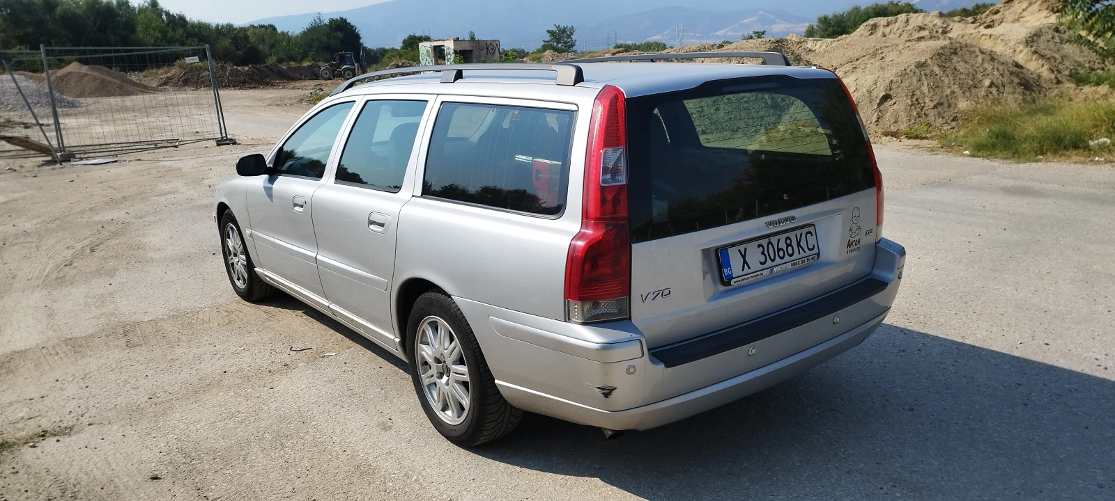 Volvo V70 D5, снимка 4 - Автомобили и джипове - 55785981