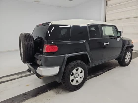 Toyota Fj cruiser БЕЗ РЪЖДА, снимка 6