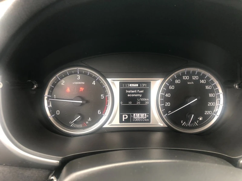 Suzuki Vitara 1.6, снимка 5 - Автомобили и джипове - 44370012