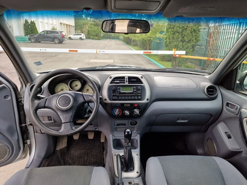 Toyota Rav4 2.0VVT-I ВНОС ОТ ИТАЛИЯ, снимка 10 - Автомобили и джипове - 45388468