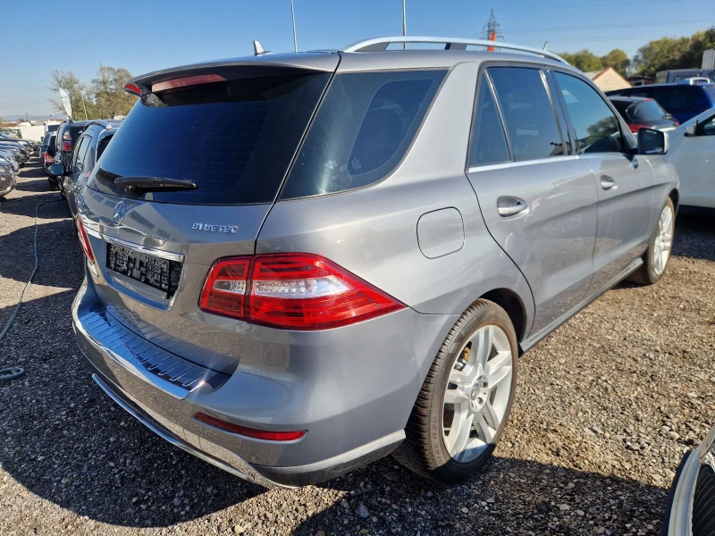 Mercedes-Benz ML 350 3.5CDI 256HP.sport ITALIA, снимка 6 - Автомобили и джипове - 52143836