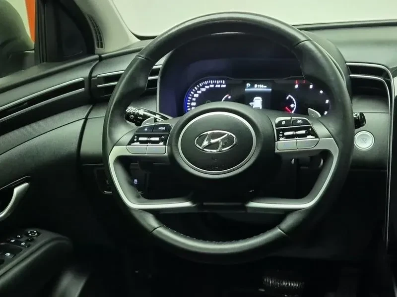 Hyundai Tucson (Nx4) Diesel 2.0 2Wd Modern, снимка 6 - Автомобили и джипове - 55087979