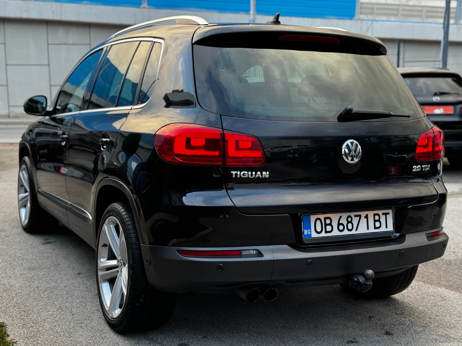 VW Tiguan 2.0TDI 4MOTION LED PANO ParkAssist NAVI ПОДГРЕВ - изображение 6