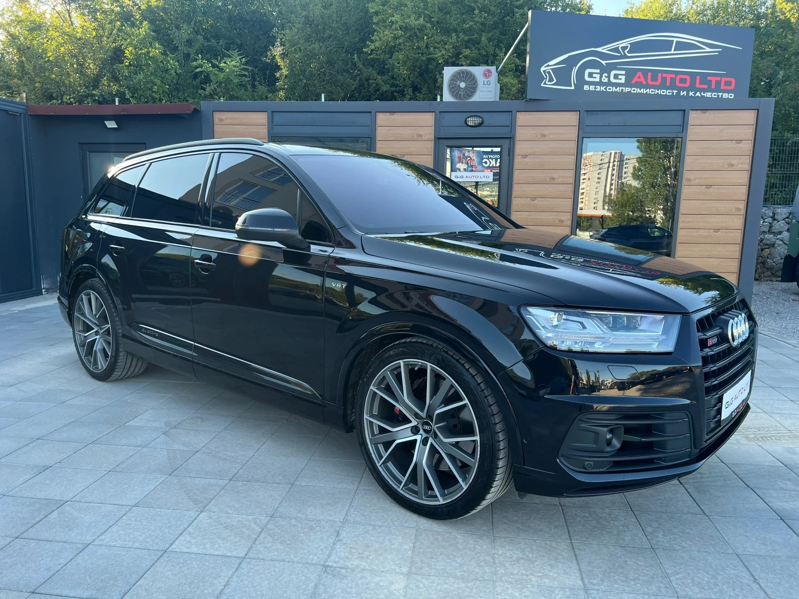 Audi SQ7 4.0 TDI/435HP/360/PANO/NAVI/BOSE/906а - изображение 2