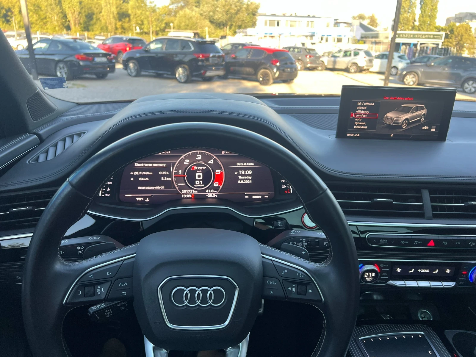 Audi SQ7 4.0 TDI/435HP/360/PANO/NAVI/BOSE/906а - изображение 10