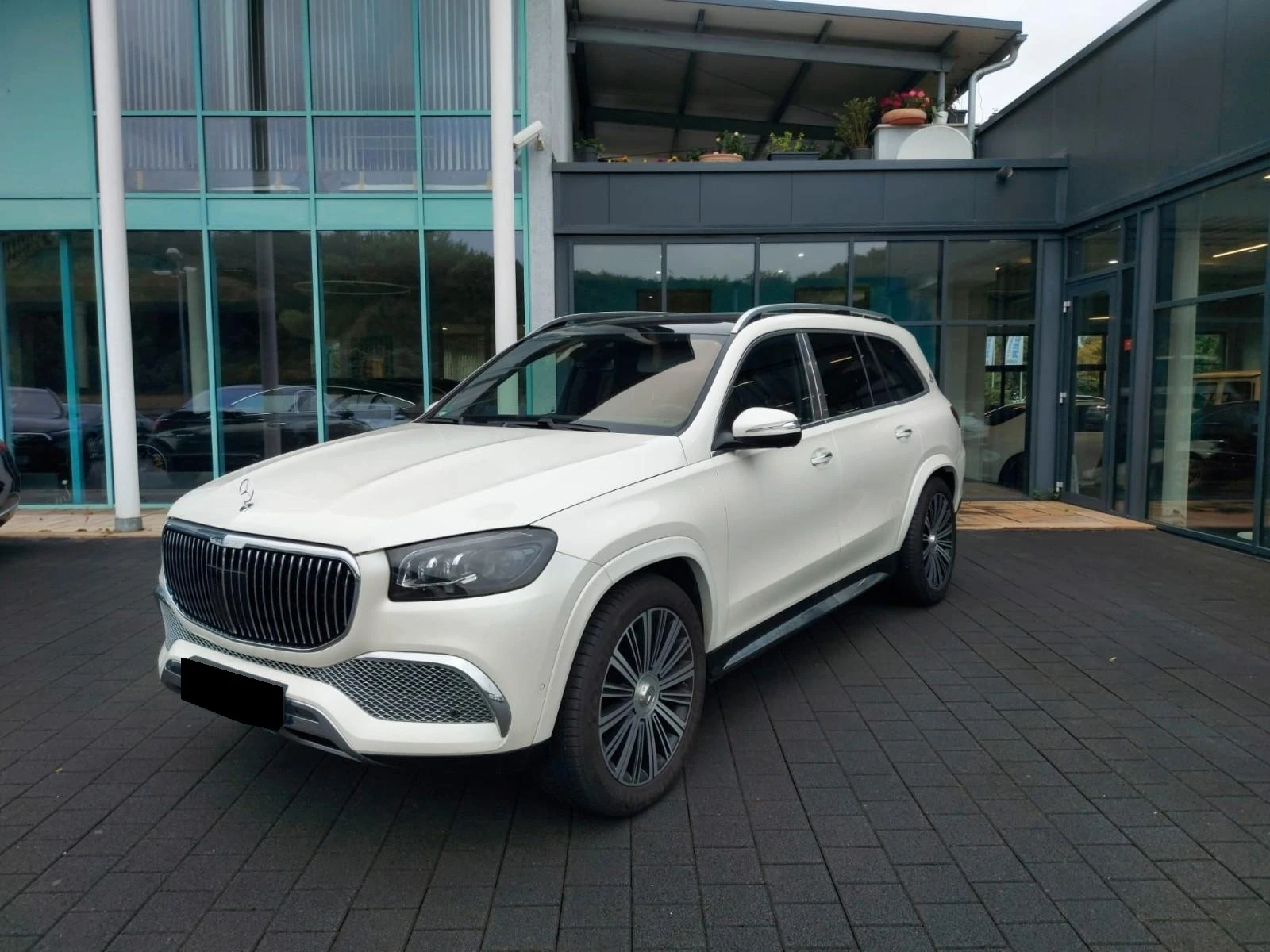 Mercedes-Benz GLS 600 MAYBACH/FIRST CLASS/E-ACTIVE BODY/DESIGNO/TV/BURM/ - изображение 3