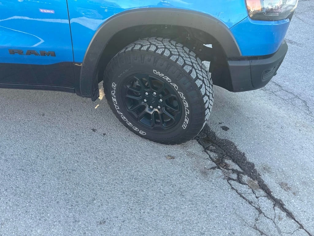 Dodge RAM 1500 REBEL  CARFAX - изображение 10