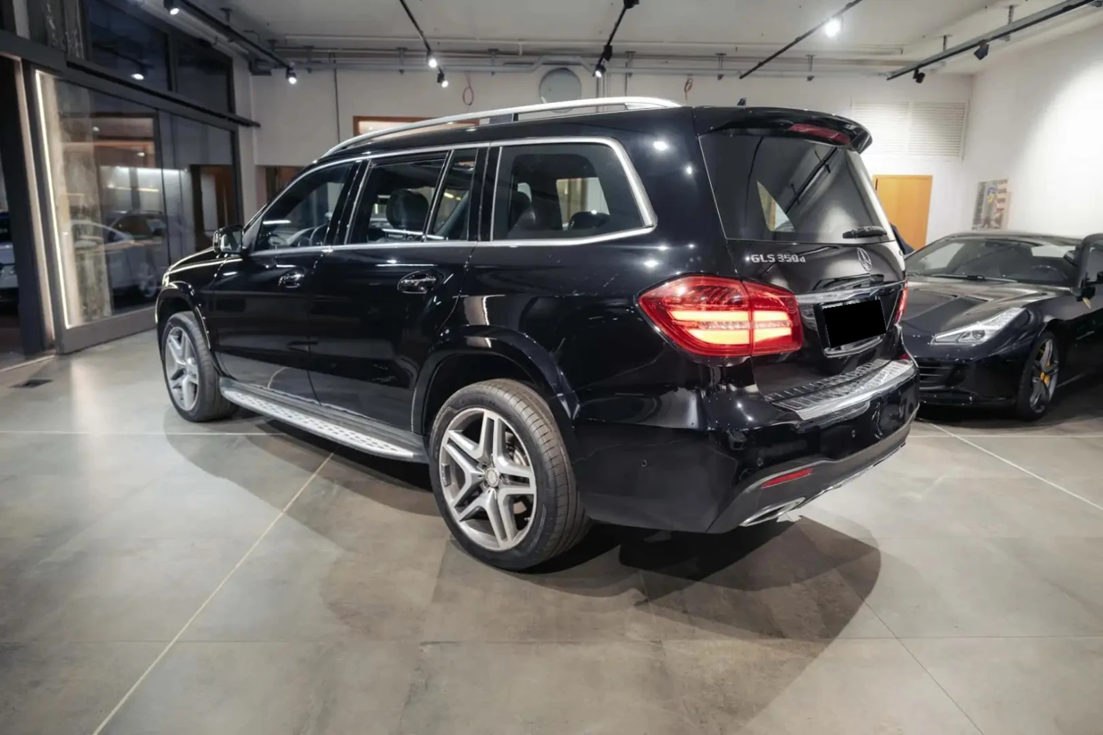 Mercedes-Benz GLS 350 d 4MATIC AMG-Line, снимка 4 - Автомобили и джипове - 53914808