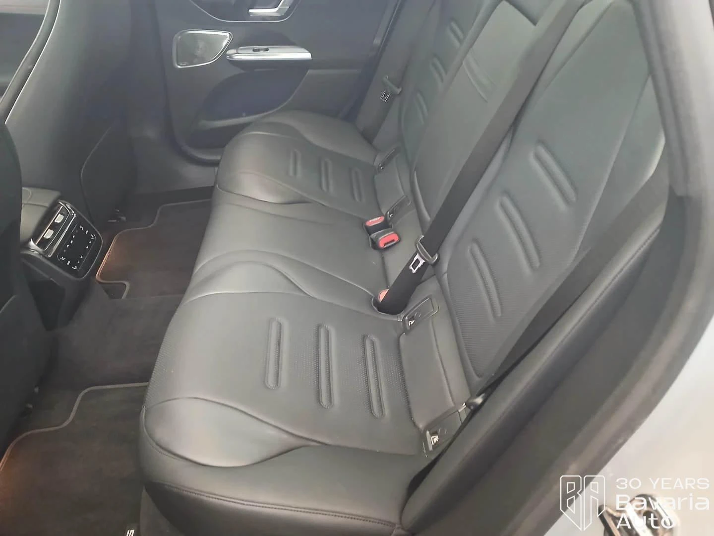 Mercedes-Benz EQE 43AMG 4MATIC Hyperscreen, снимка 10 - Автомобили и джипове - 54494408