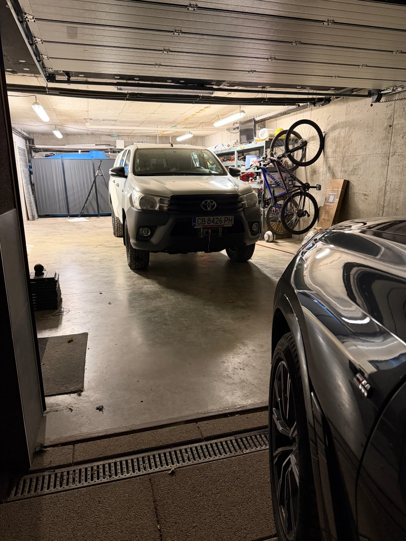 Toyota Hilux, снимка 3 - Автомобили и джипове - 54533908