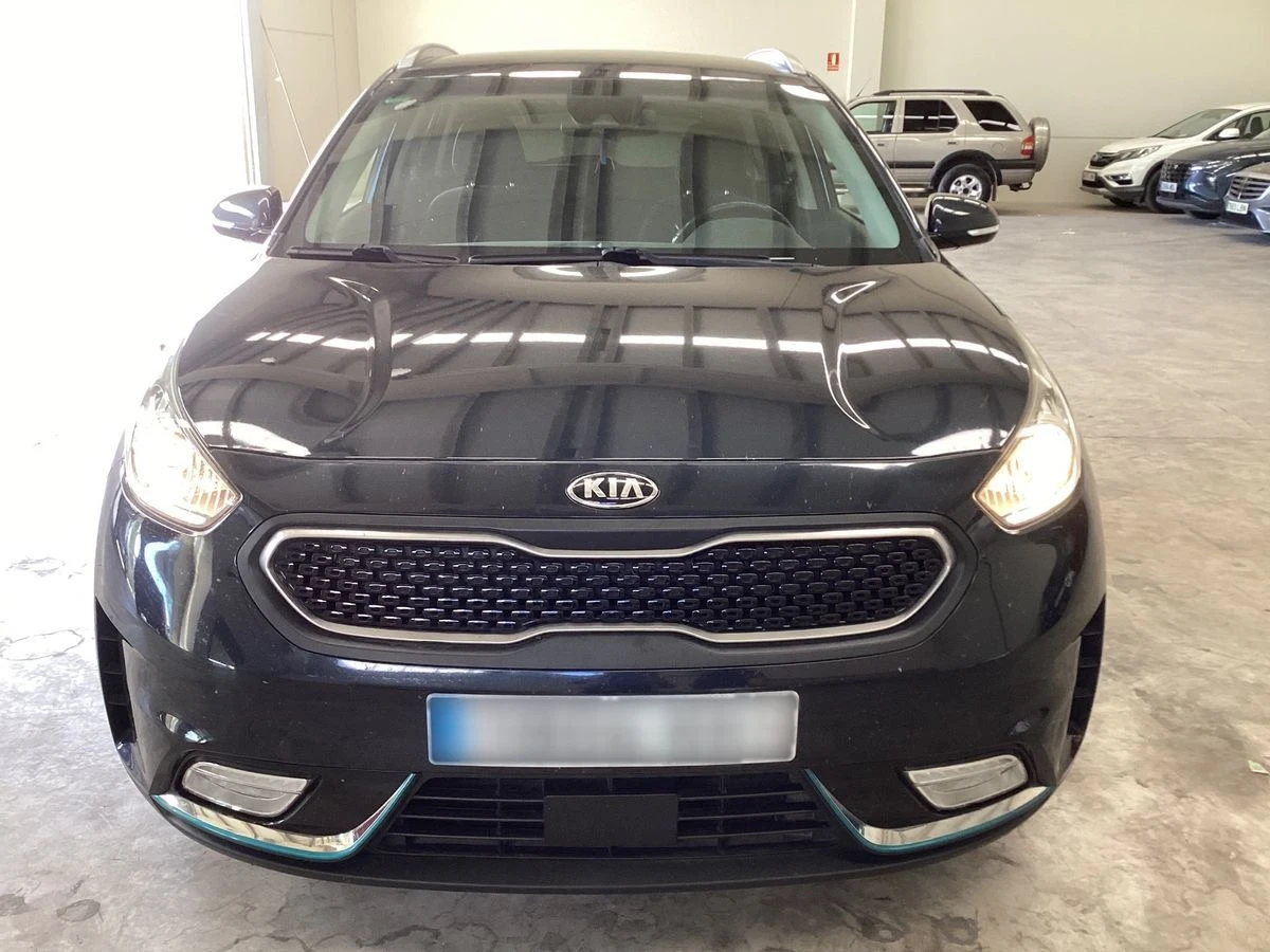 Kia Niro Plug-in Hybrid ОЧАКВАН ВНОС, снимка 5 - Автомобили и джипове - 54742596