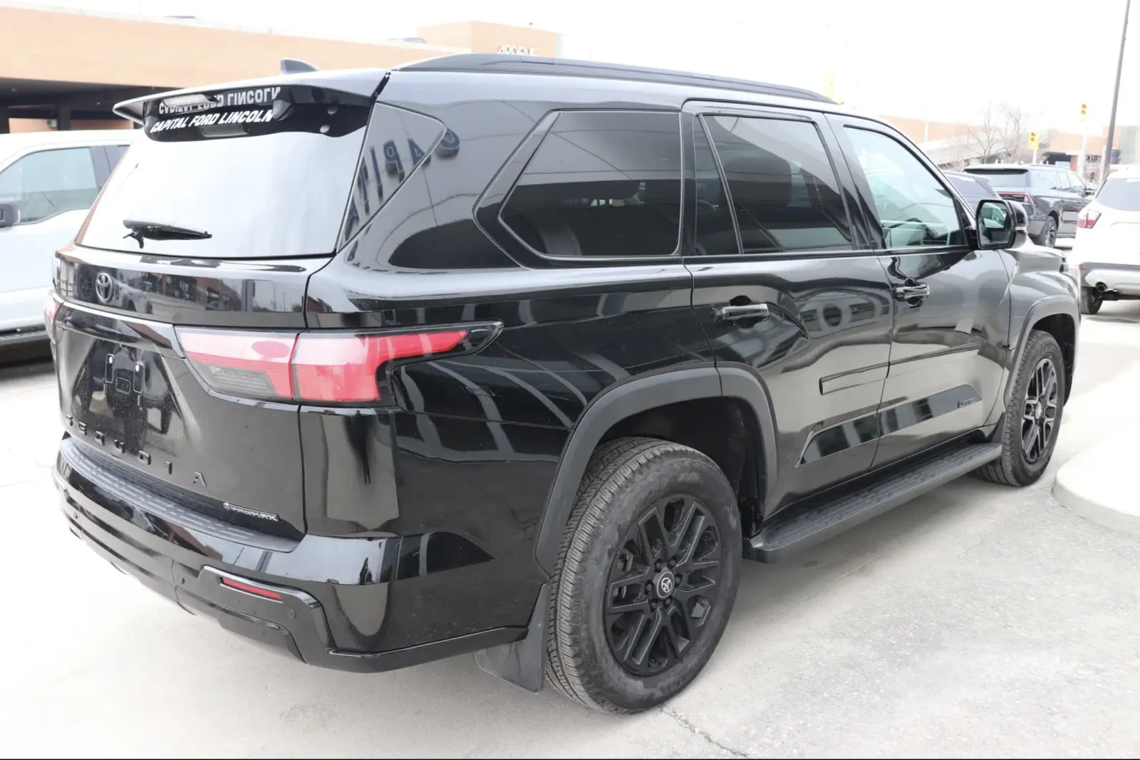 Toyota Sequoia 2025 Toyota Sequoia TRD Off Road, снимка 4 - Автомобили и джипове - 54778655