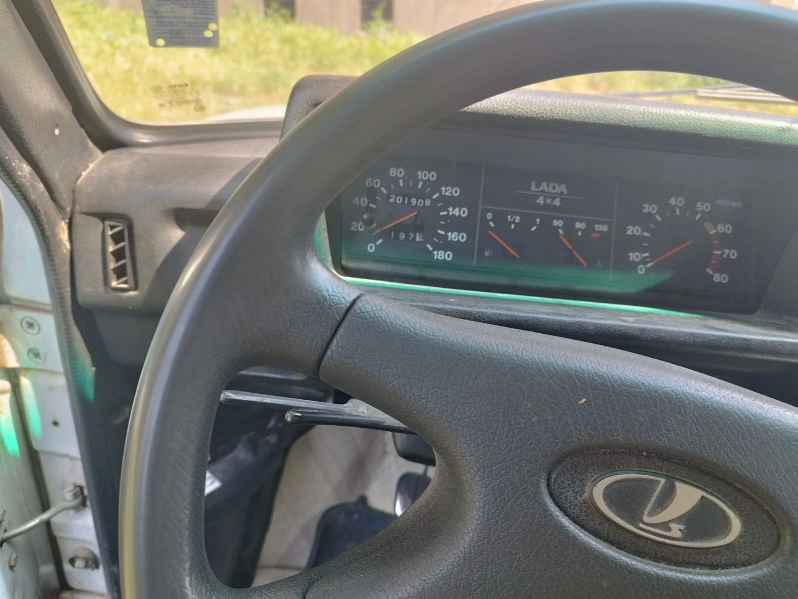 Lada Niva, снимка 10 - Автомобили и джипове - 54824421
