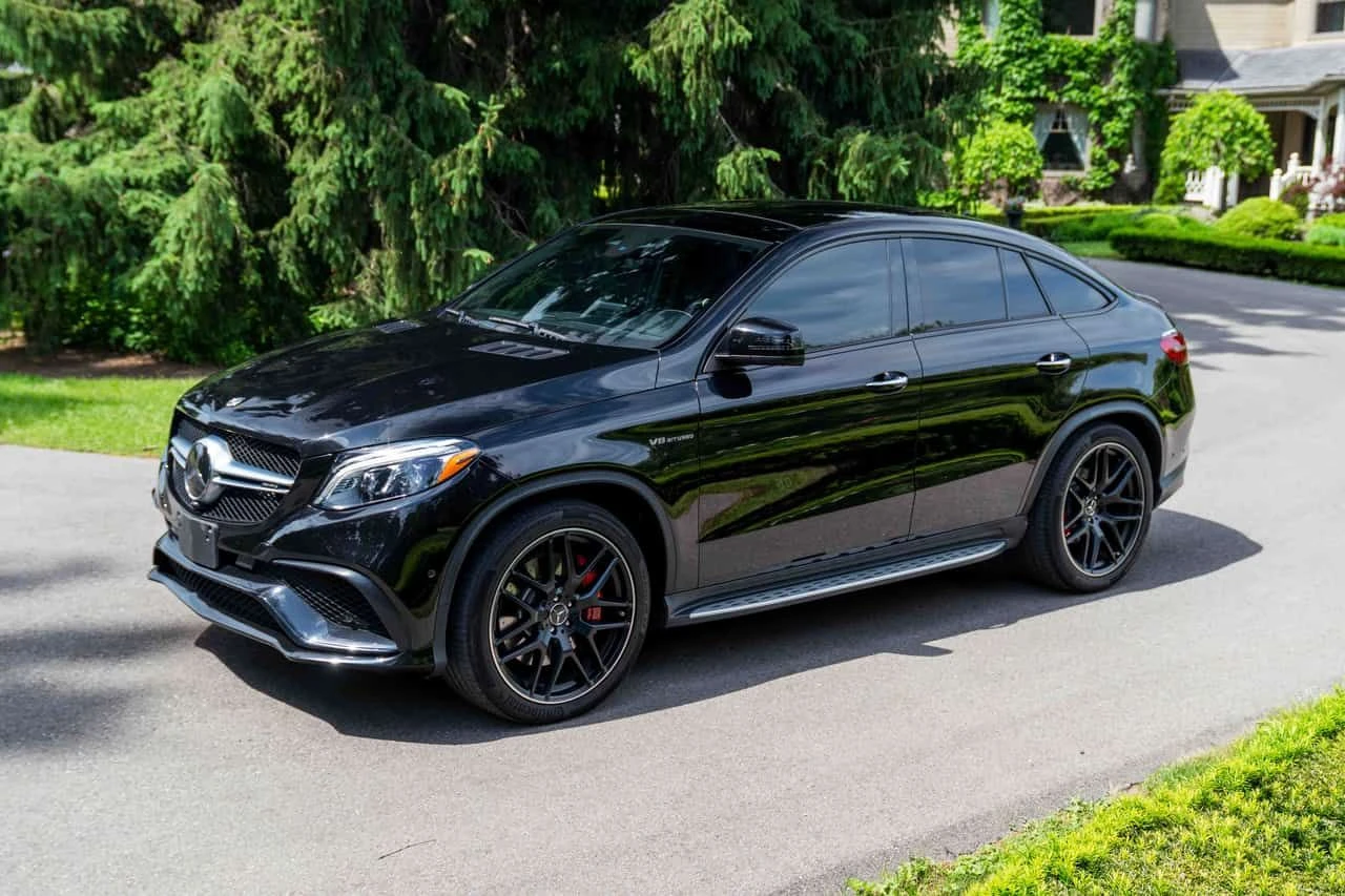 Mercedes-Benz GLE 63 S AMG COUPE| 2 КЛЮЧА| DISTR| 360| ОБДУХ| ПОДГР| CARFAX, снимка 3 - Автомобили и джипове - 54930567