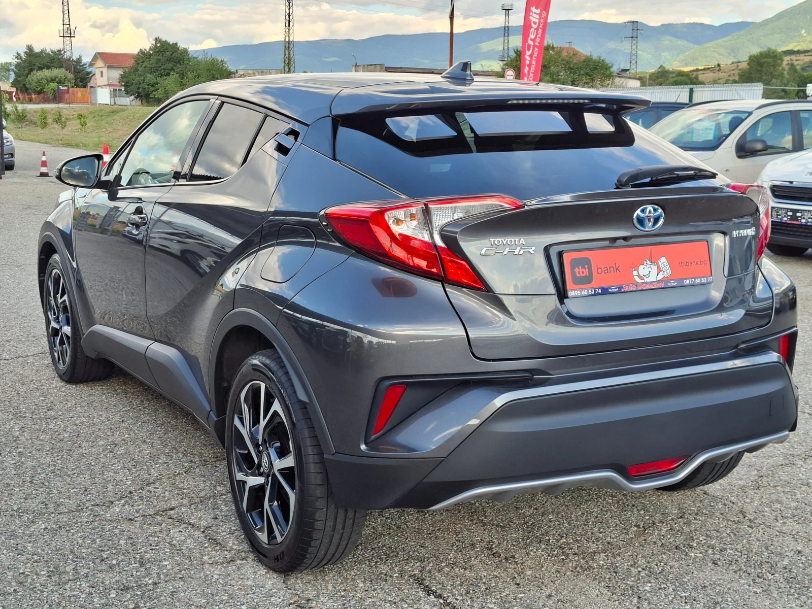 Toyota C-HR 1, 8 i Hibrid, снимка 7 - Автомобили и джипове - 55419929