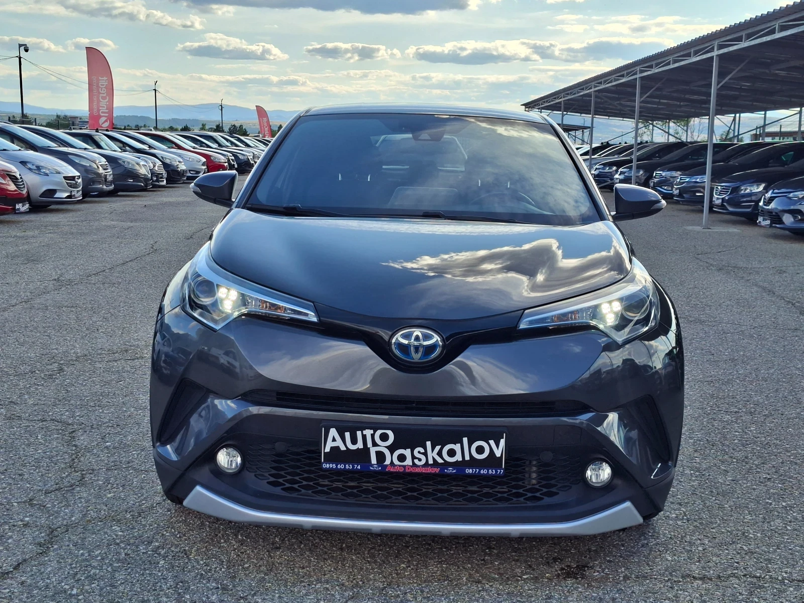 Toyota C-HR 1, 8 i Hibrid, снимка 2 - Автомобили и джипове - 55419929