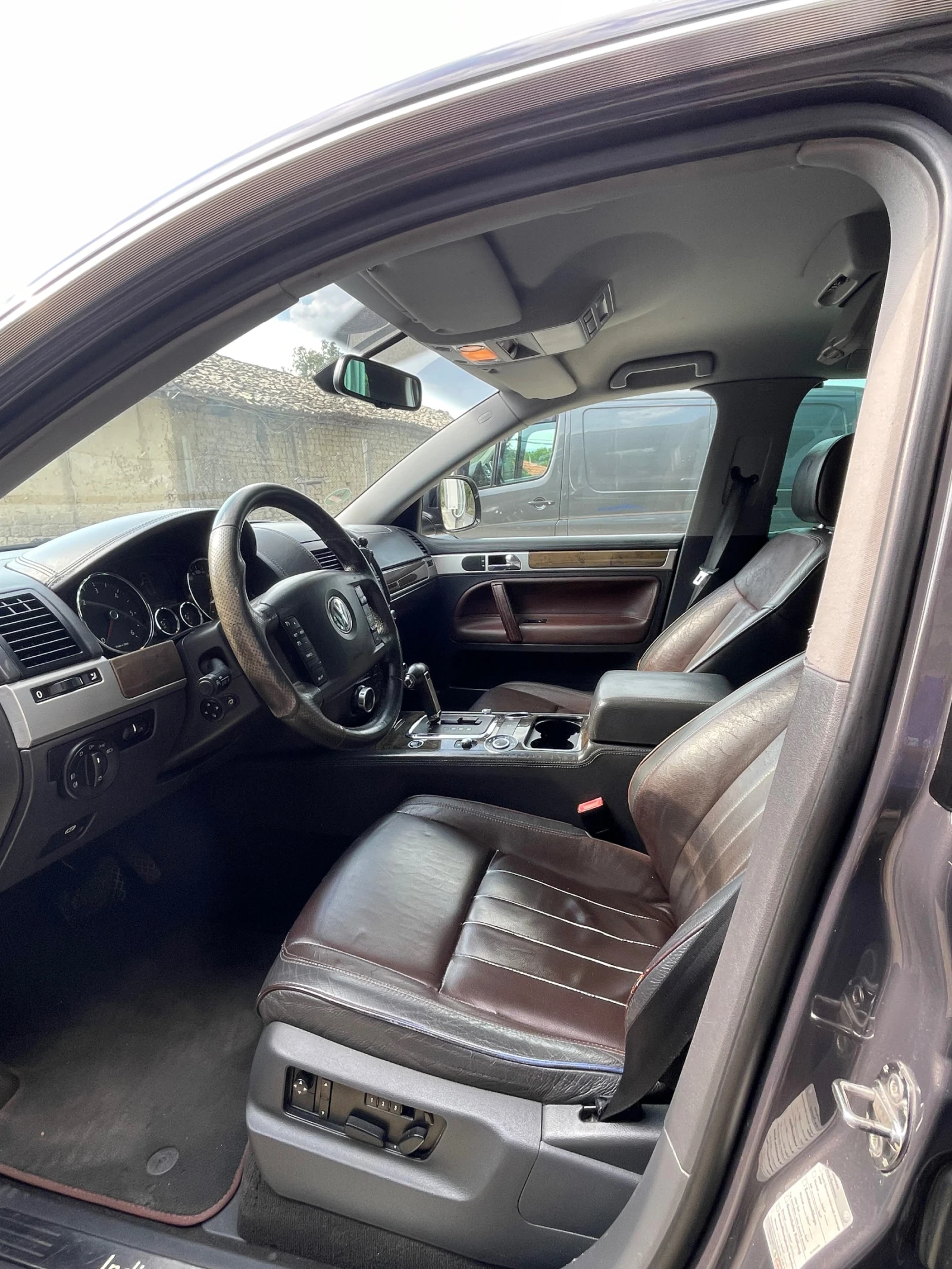 VW Touareg, снимка 7 - Автомобили и джипове - 55692945