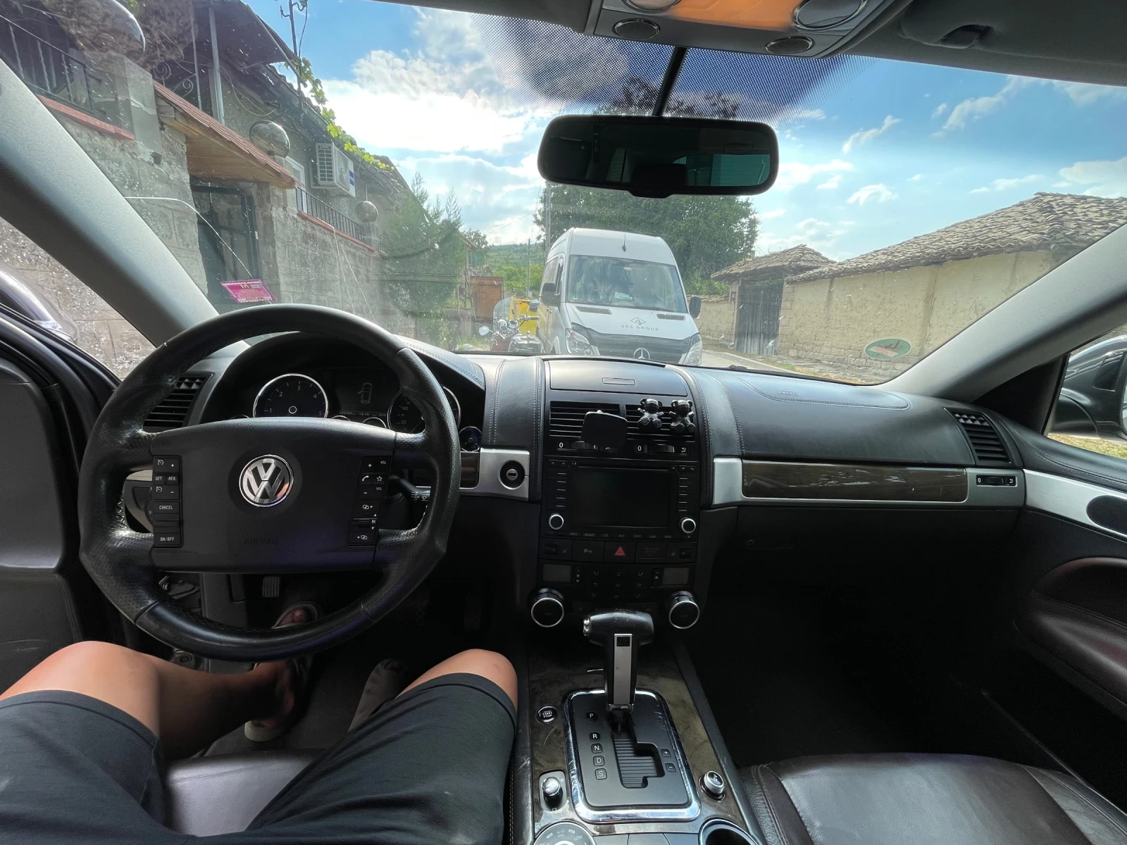 VW Touareg, снимка 6 - Автомобили и джипове - 55692945