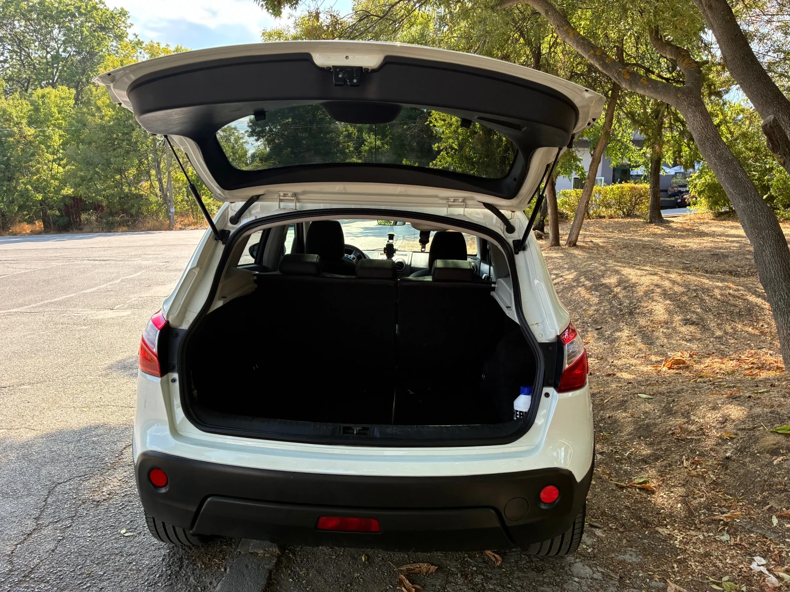 Nissan Qashqai, снимка 11 - Автомобили и джипове - 56154081