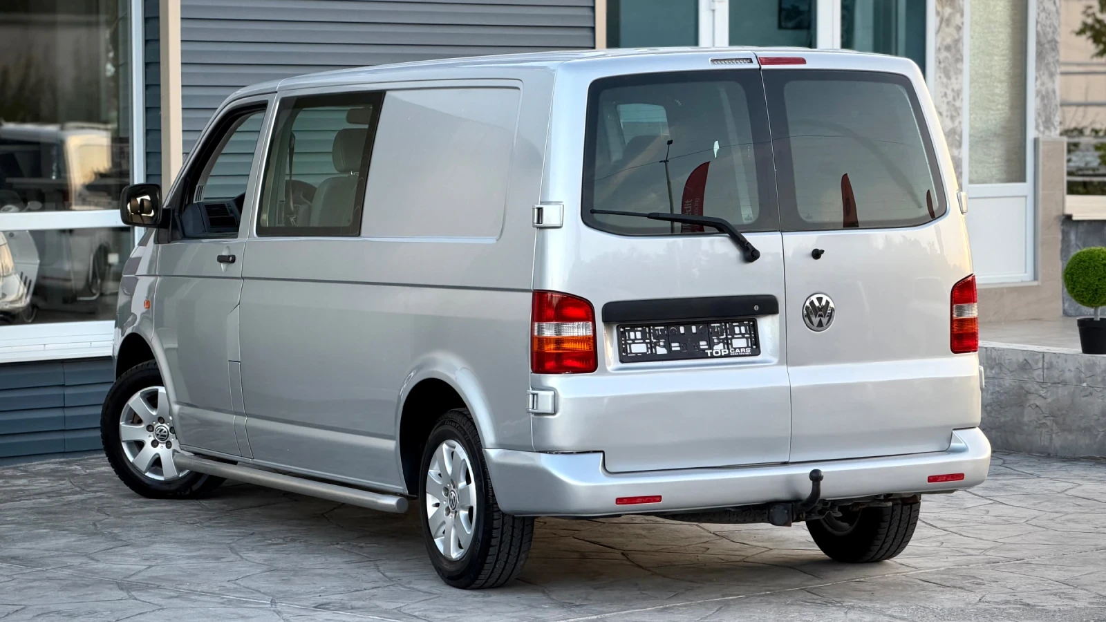 VW T5 2.5 TDI Автоматик, снимка 4 - Бусове и автобуси - 56087350