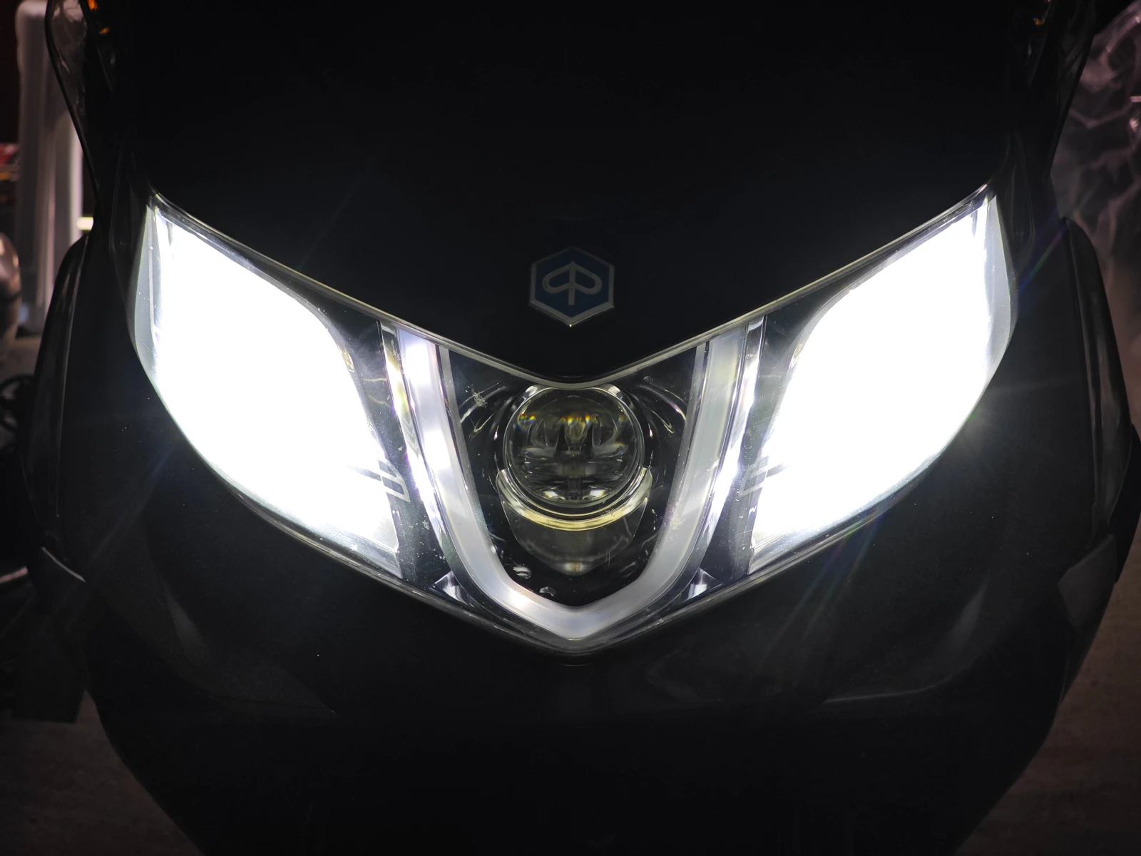 Piaggio X10 350i  ABS / ASR, снимка 14 - Мотоциклети и мототехника - 53931155