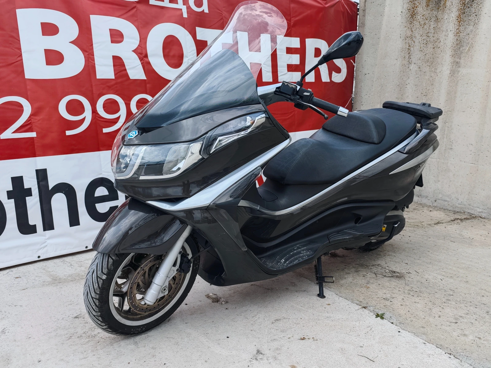 Piaggio X10 350i  ABS / ASR, снимка 8 - Мотоциклети и мототехника - 53931155