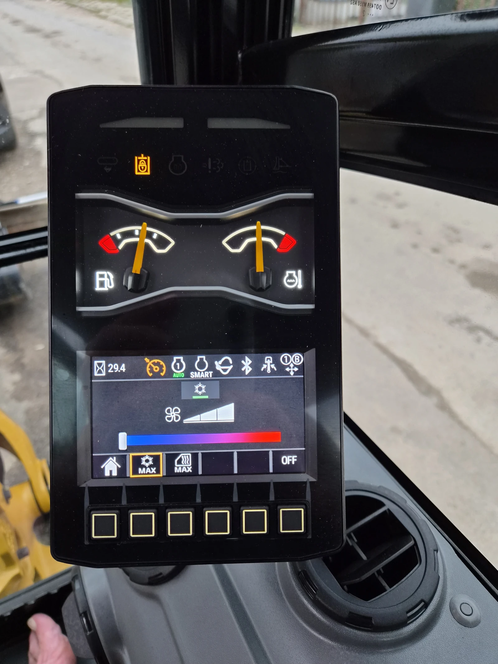 Багер Cat 302 CR, снимка 3 - Индустриална техника - 55662480