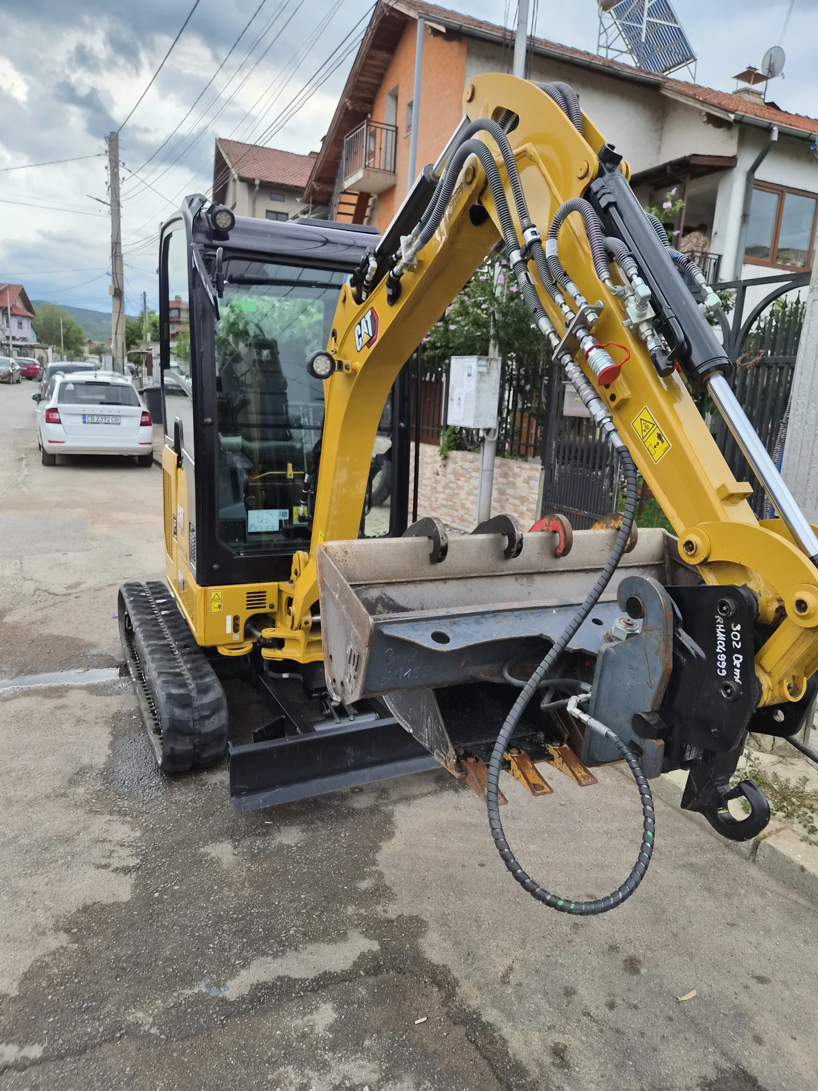 Багер Cat 302 CR, снимка 8 - Индустриална техника - 55662480