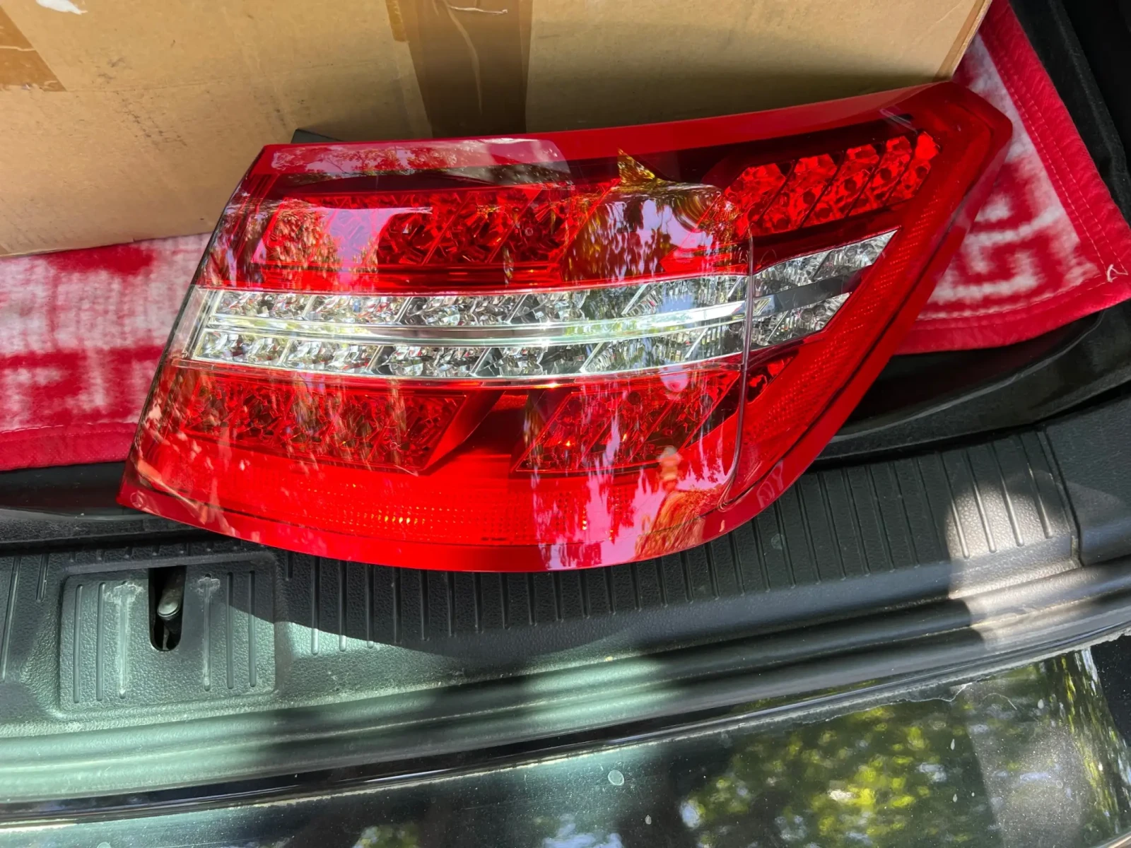 Десен стоп за мерцедес е класа w 207 | Mobile.bg — изображение 1